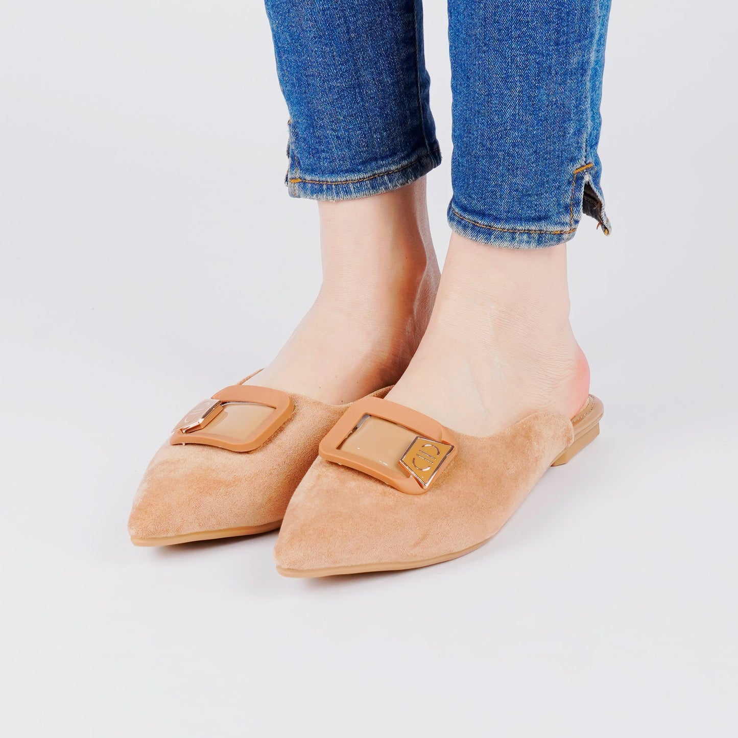 MULES FEM YZ 010