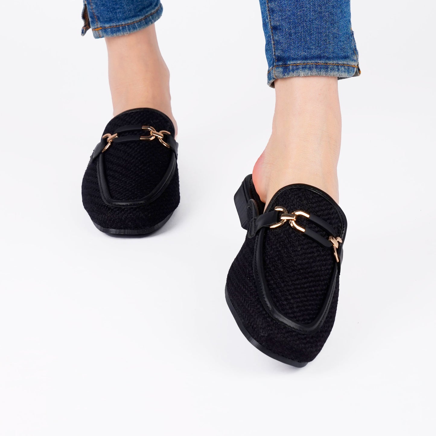 MULES FEM YZ 012